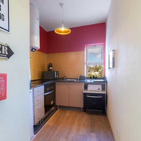 Max Crib - Seafront 2 Bedroom Apart With Ac And Private Parking In Armação de Pêra Exteriör bild
